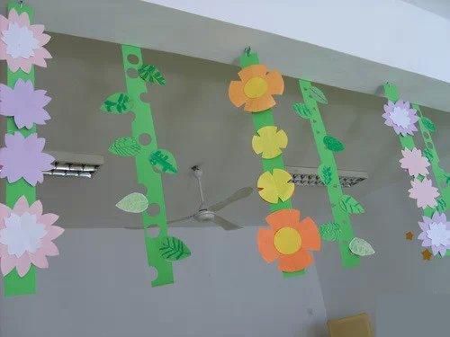 幼儿园环境布置：吊饰布置——小花